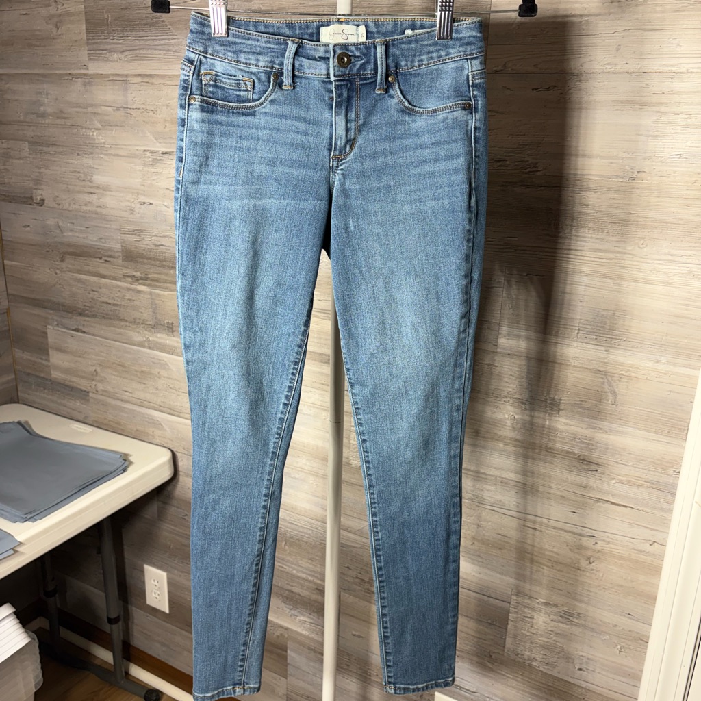 Jessica Simpson Super Skinny Sz 25 687
